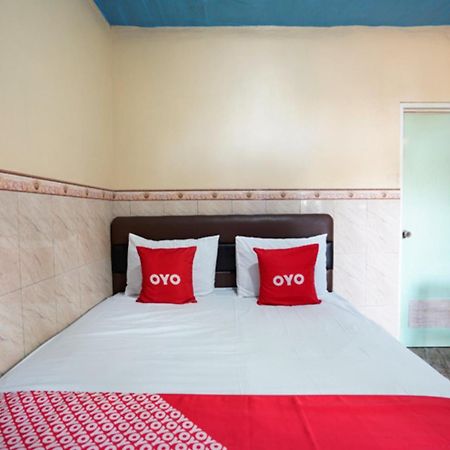 Oyo 927 Carina Hotel Claket Εξωτερικό φωτογραφία