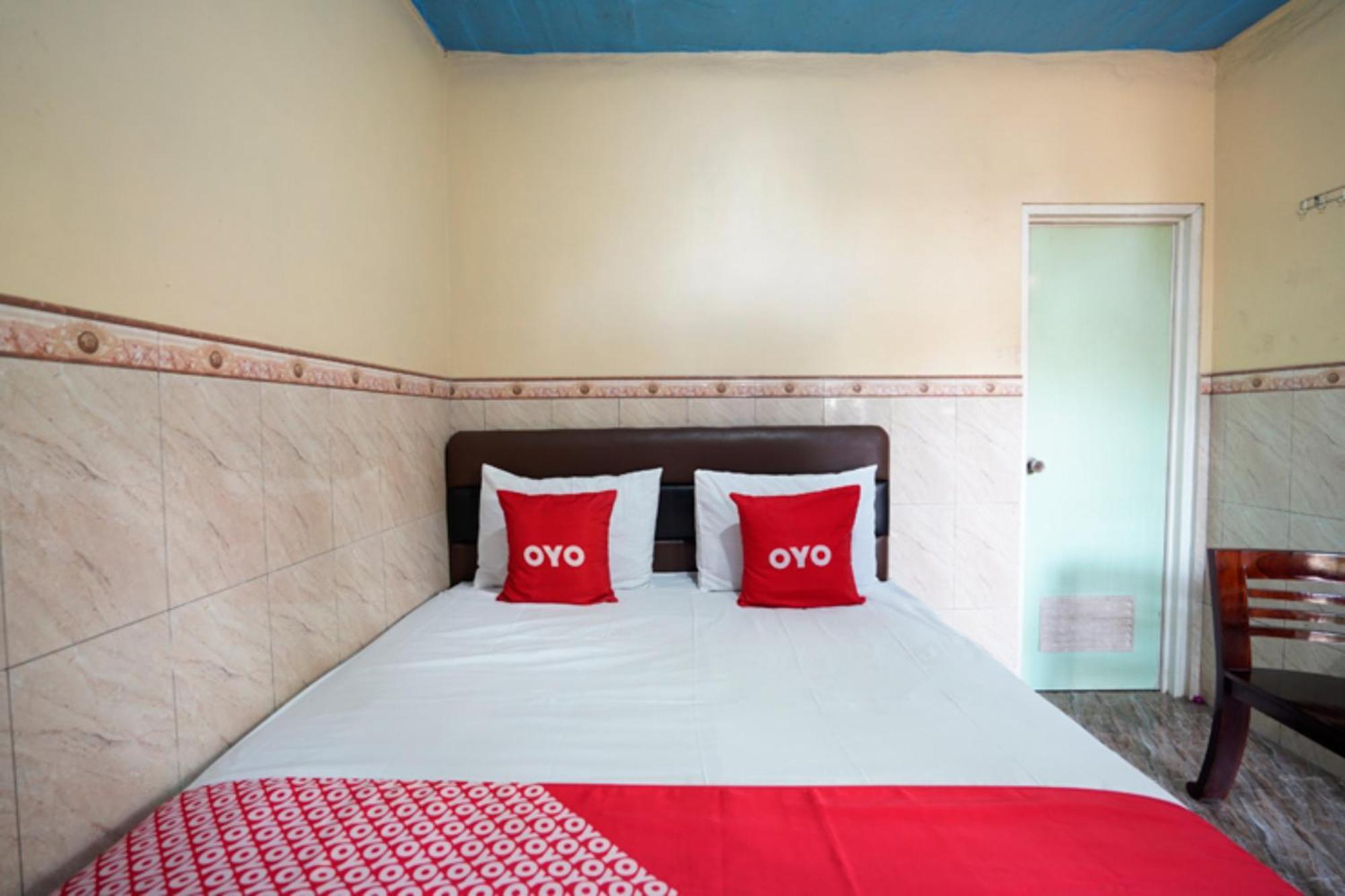 Oyo 927 Carina Hotel Claket Εξωτερικό φωτογραφία