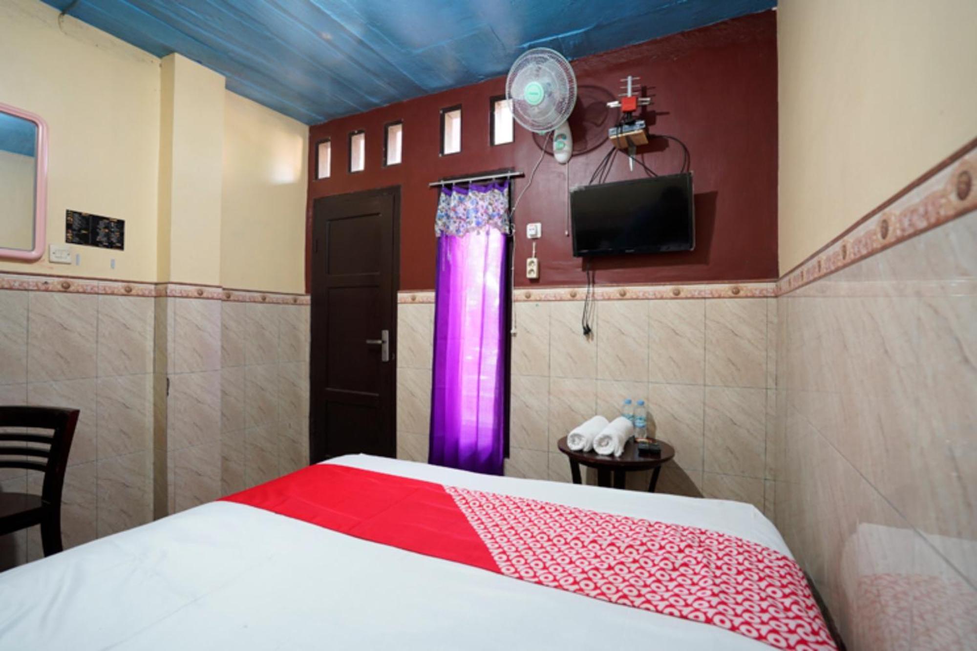 Oyo 927 Carina Hotel Claket Εξωτερικό φωτογραφία