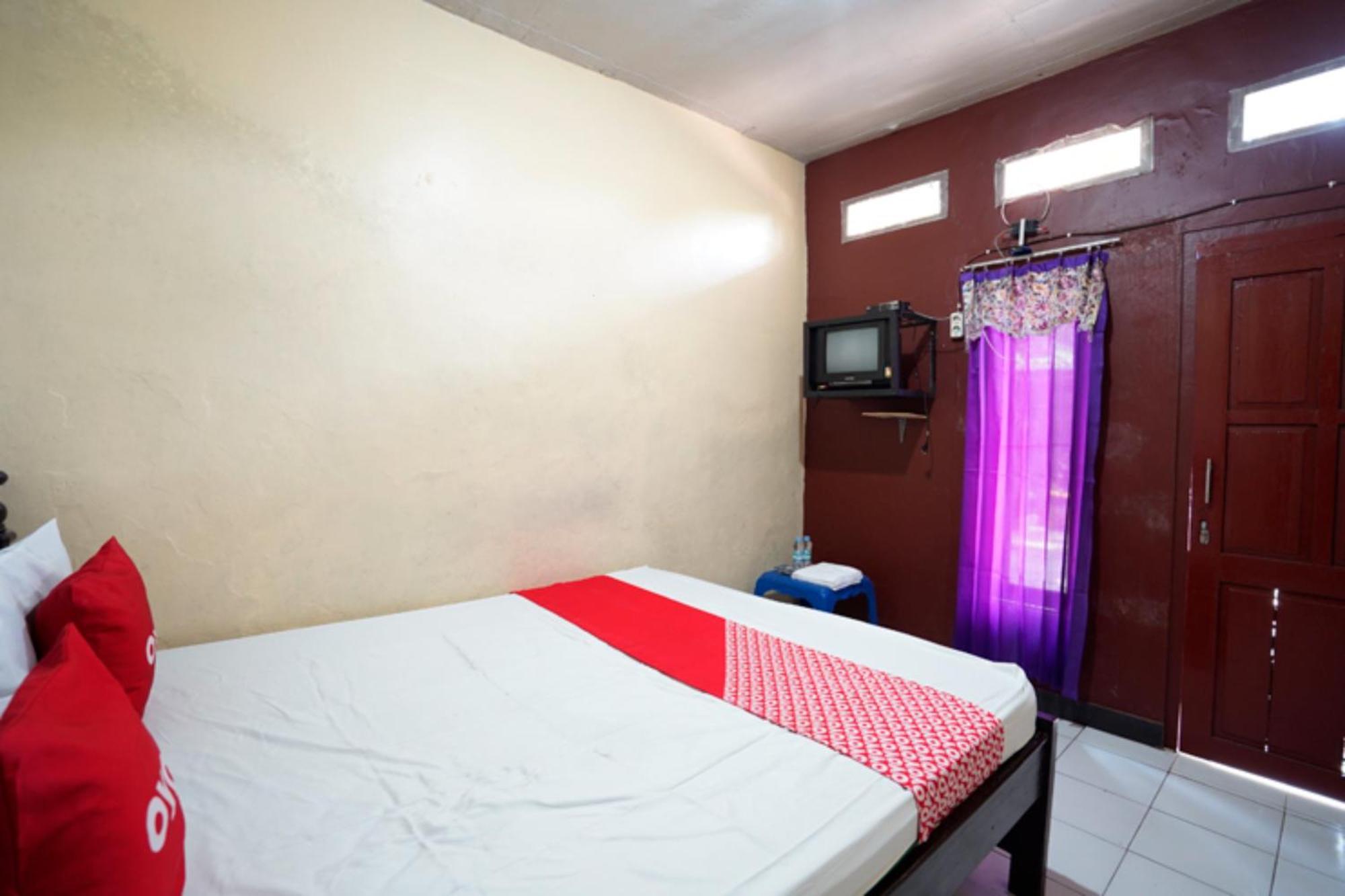 Oyo 927 Carina Hotel Claket Εξωτερικό φωτογραφία