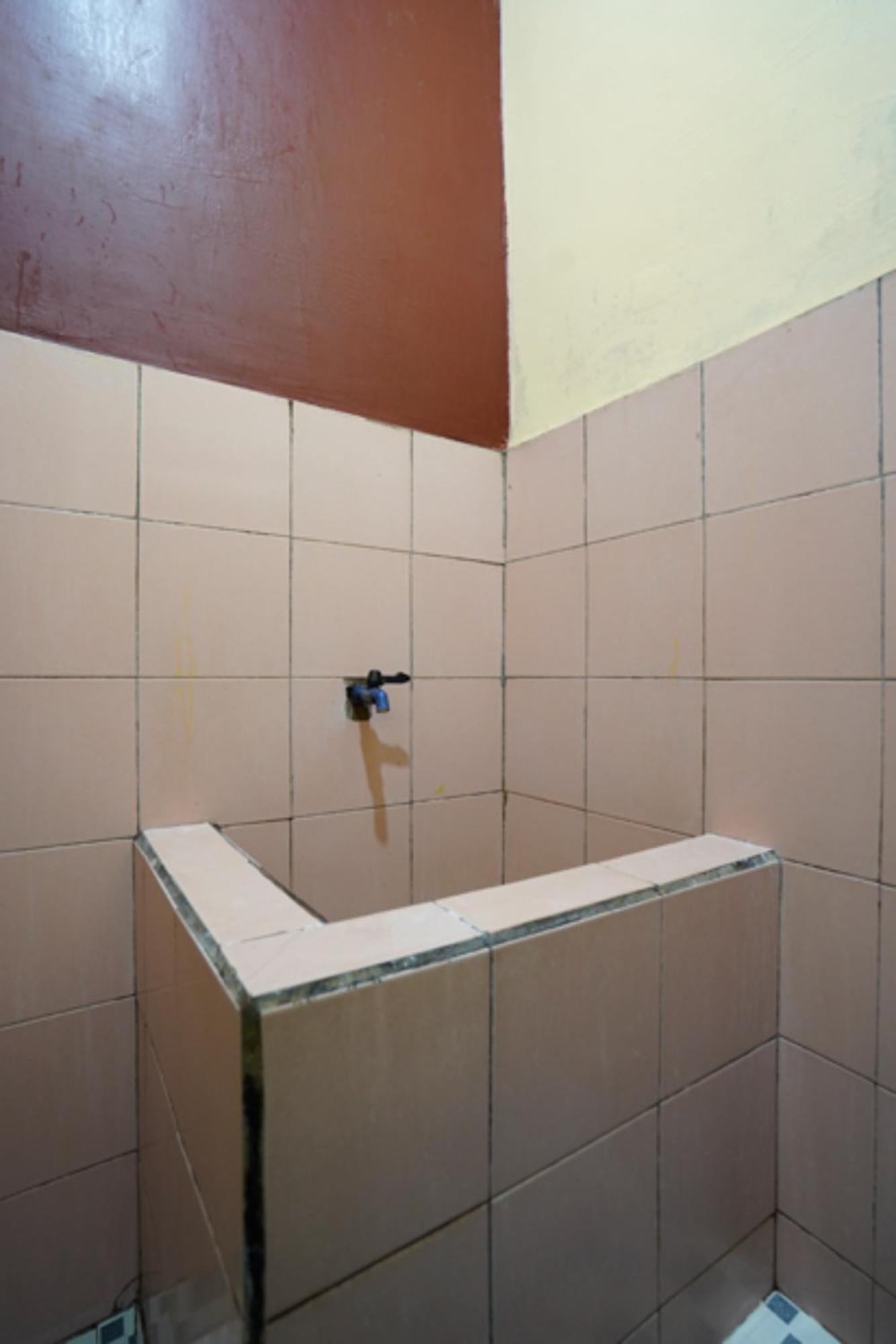 Oyo 927 Carina Hotel Claket Εξωτερικό φωτογραφία