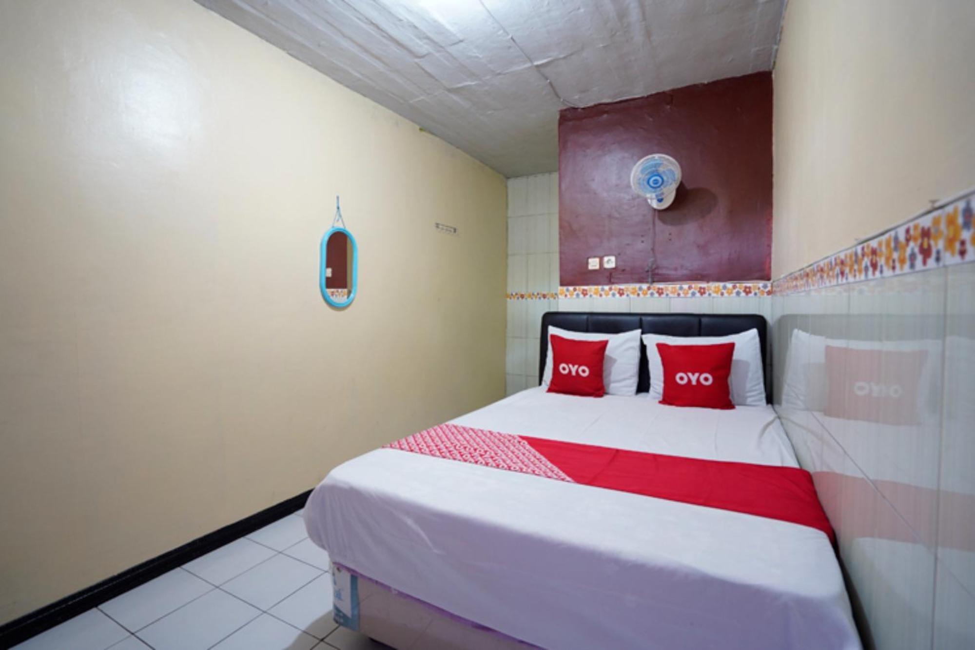 Oyo 927 Carina Hotel Claket Εξωτερικό φωτογραφία