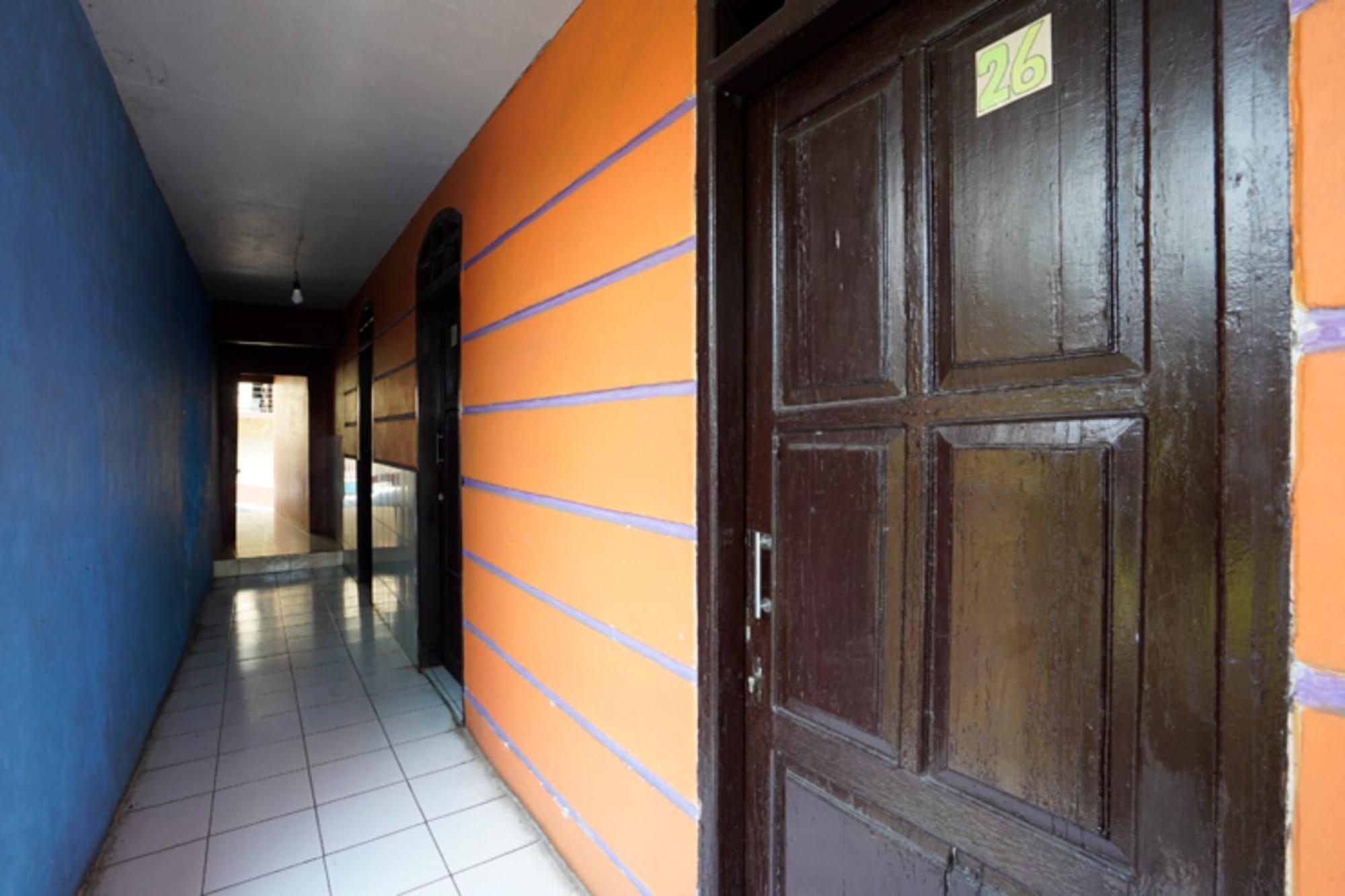 Oyo 927 Carina Hotel Claket Εξωτερικό φωτογραφία